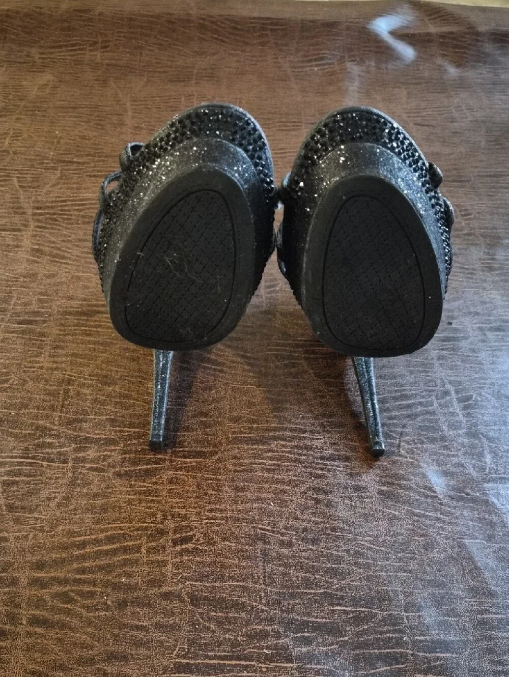 Jessica Simpson Black Strappy Glitter Heels